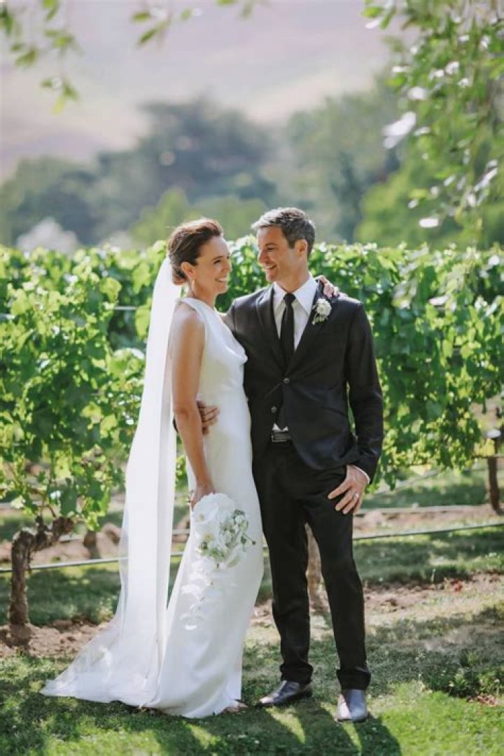 Clarke Gayford Nanny Affair: Did He Get Her Pregnant? Wedding And Family