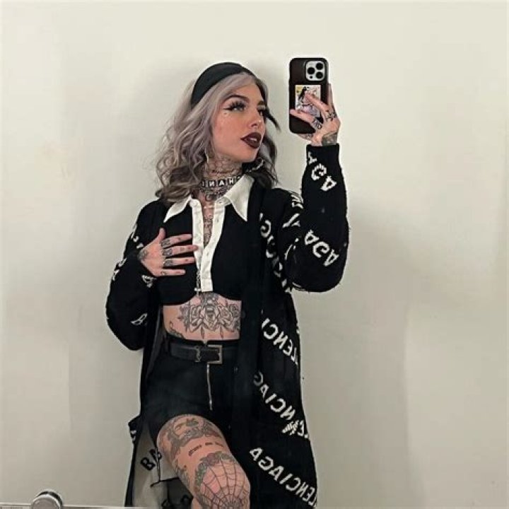 Cruella Morgan Height, Weight, Net Worth, Age, Birthday, Wikipedia, Who, Nationality, Biography