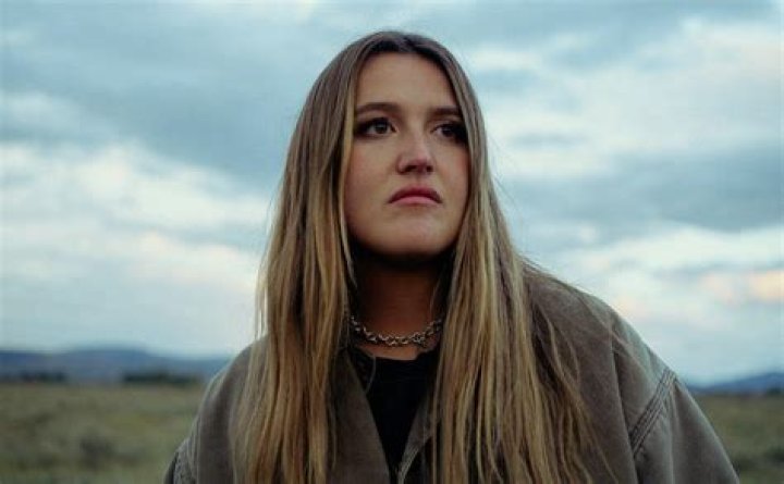 Is Chelsea Cutler Gay? Age, Height, Net Worth