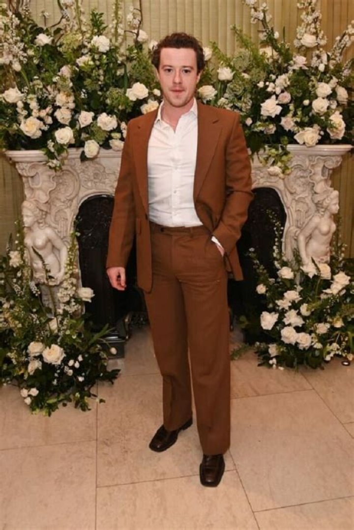 Is Zach Holmes Gay? Age, Height, Net Worth