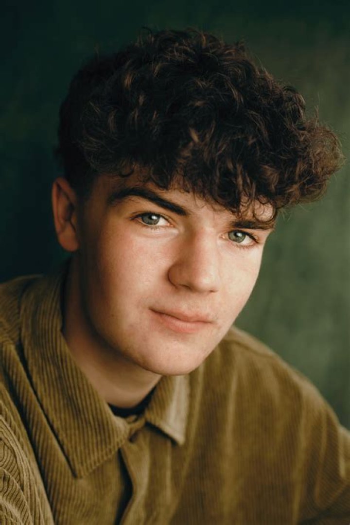 Lewis McAskie Height, Weight, Net Worth, Age, Birthday, Wikipedia, Who, Nationality, Biography